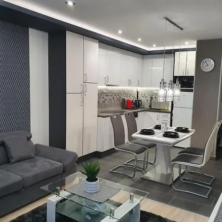 Devai-lux Apartment