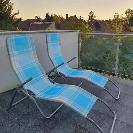 Appartement Devai-lux *