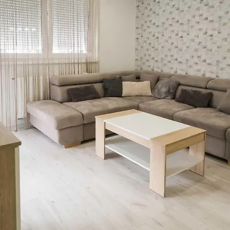 Apartment Devai-lux
