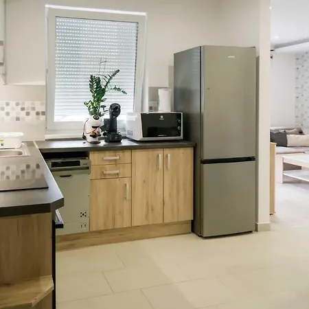 Apartment Devai-lux *